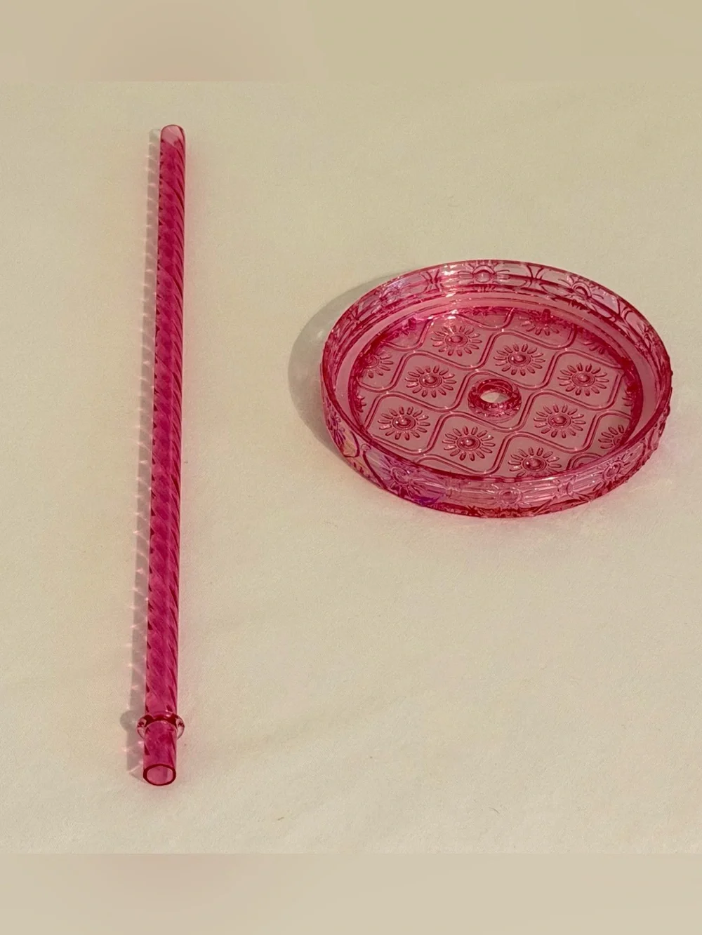 Mainstays Pink Textured 26 oz Tumbler with Lid & Straw 💖